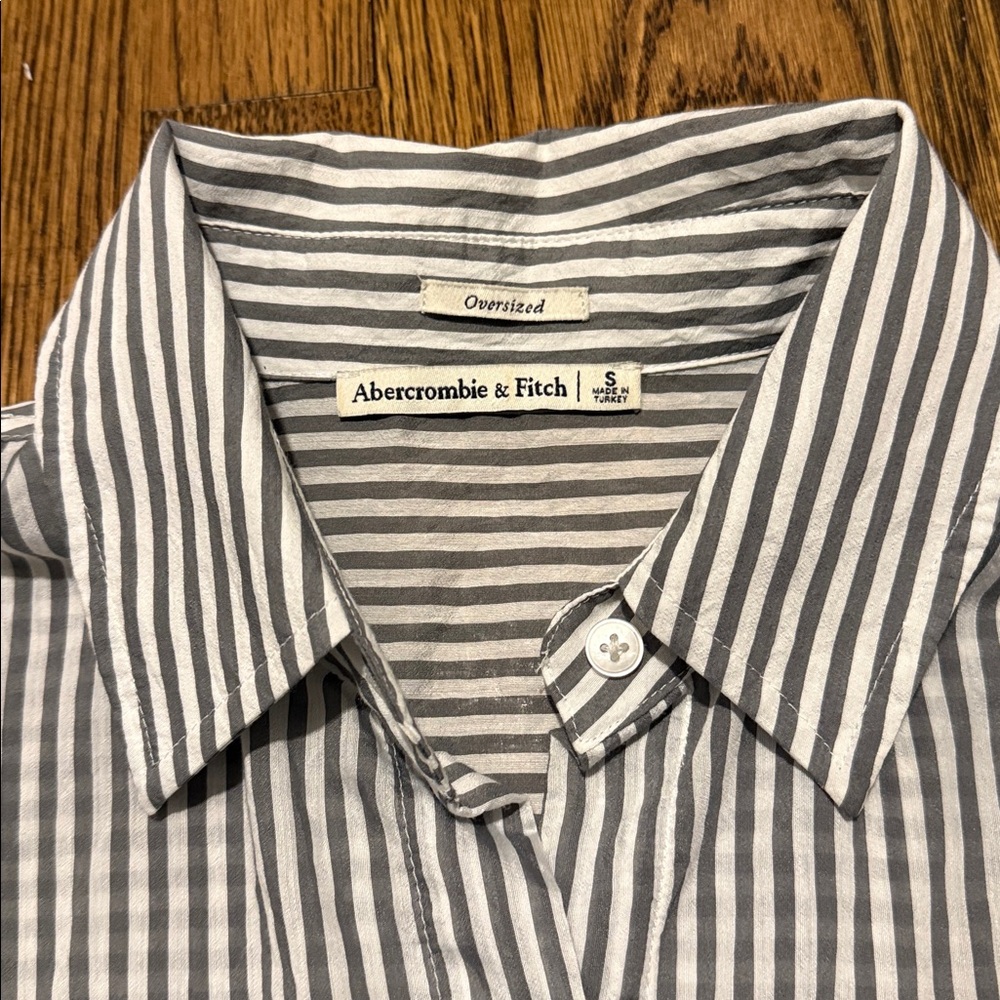 Abercrombie Oversized Button Down - image 5